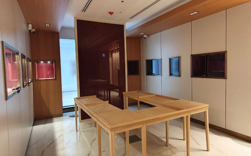 Custom Joinery & Workspace Solutions